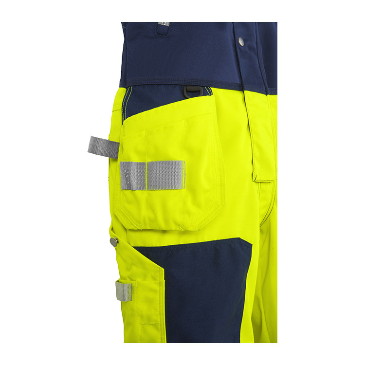 fristads-101018-high-vis-amerikaanse-overarall-1014-plu-171-close-up-02