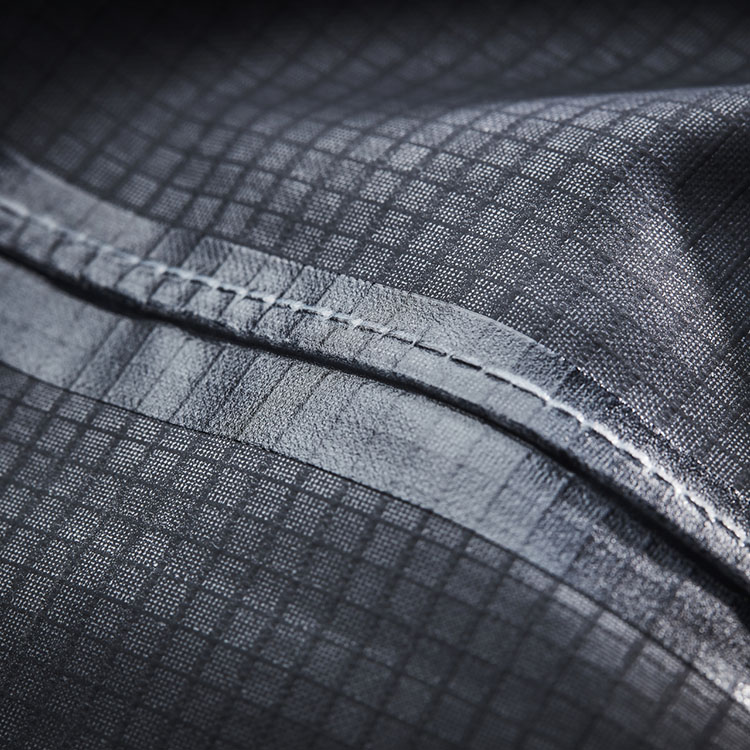 helly-hansen-71290-990-detail-2