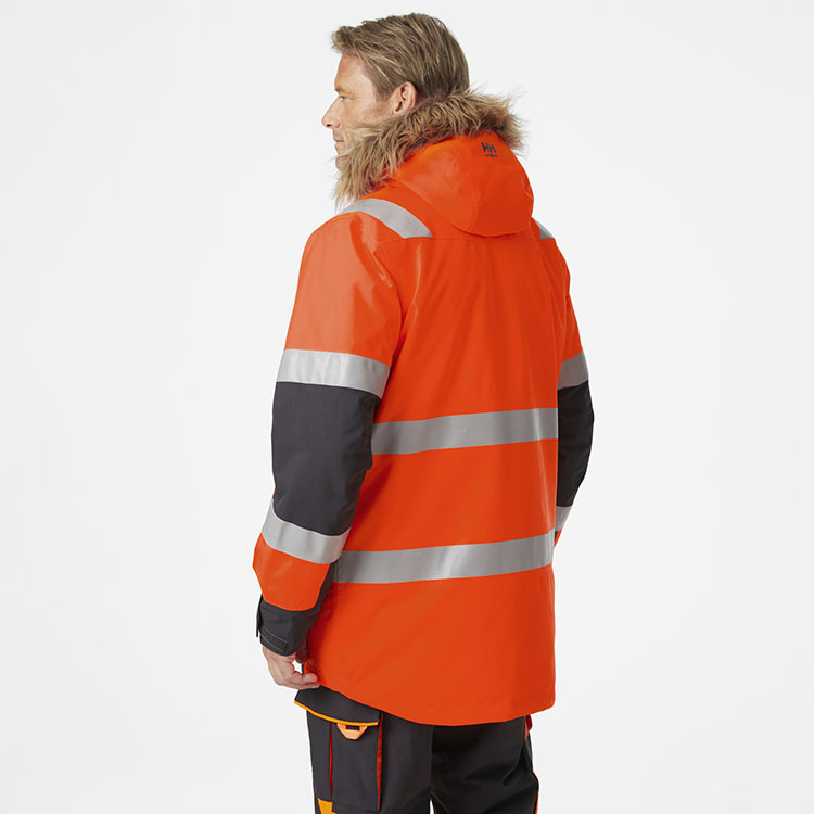 helly-hansen-71393-269-onbody-2 helly-hansen-71393-269-onbody-2