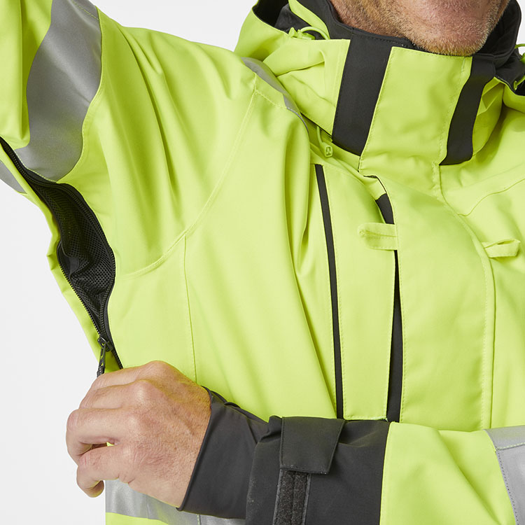 helly-hansen-71695-369-feature-2