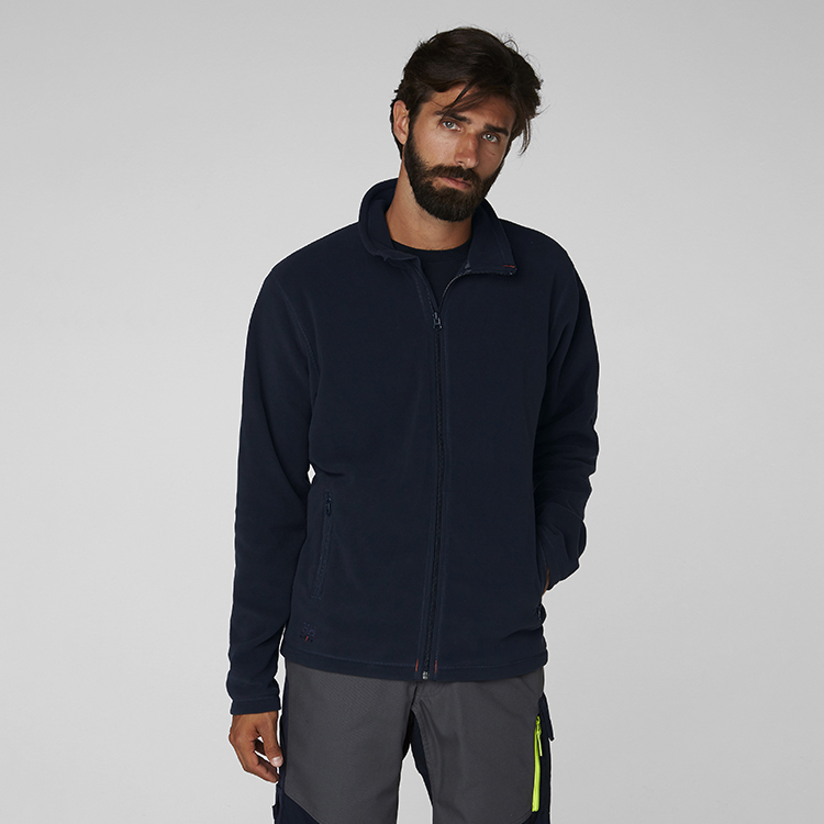 helly-hansen-72097-590-onbody-1 helly-hansen-72097-590-onbody-1