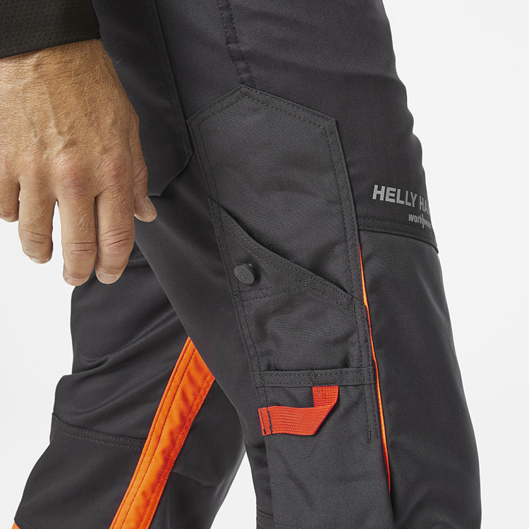 helly-hansen-77420-269-feature-1