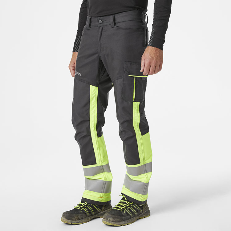 helly-hansen-77420-369-onbody-1
