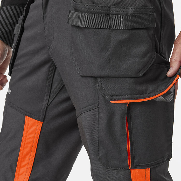 helly-hansen-77422-269-feature-1