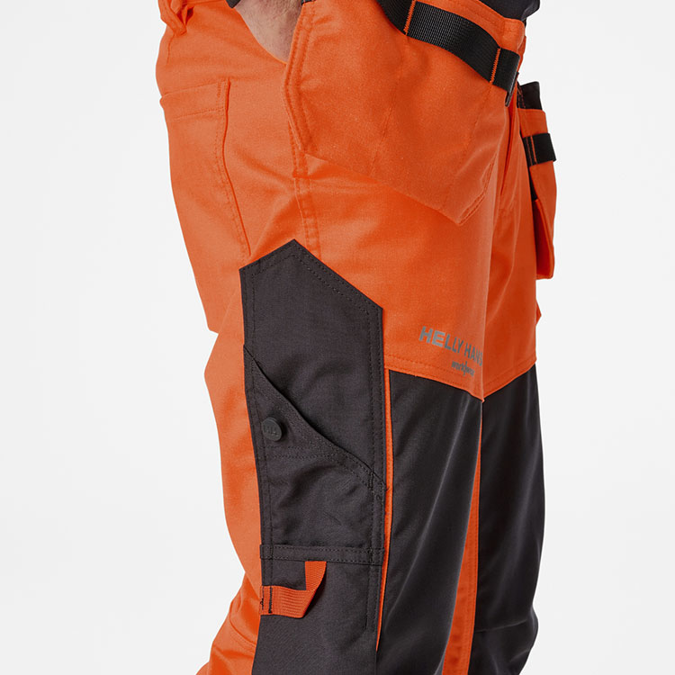 helly-hansen-77423-269-feature-1 helly-hansen-77423-269-feature-1
