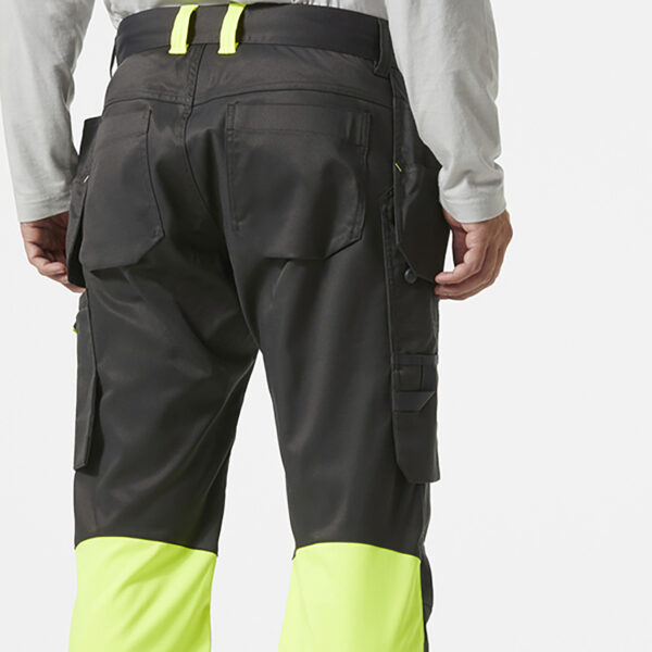 helly-hansen-77511-uc-me-construction-pant-class-1-369-onbody-2