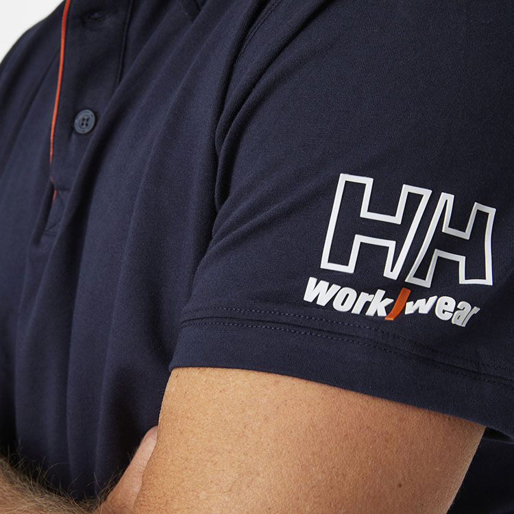 helly-hansen-79241-590-feature-1