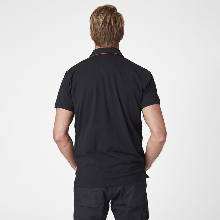 helly-hansen-79241-990-onbody-2