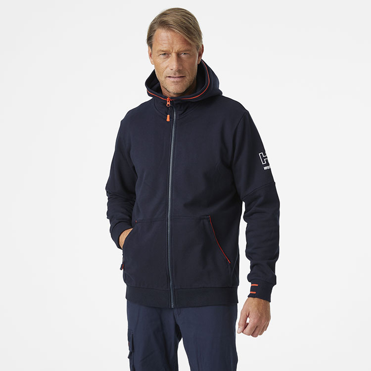 helly-hansen-79243-590-onbody-1 helly-hansen-79243-590-onbody-1