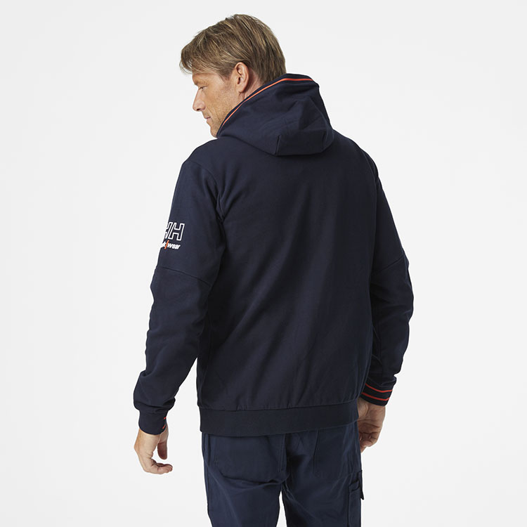 helly-hansen-79243-590-onbody-2 helly-hansen-79243-590-onbody-2