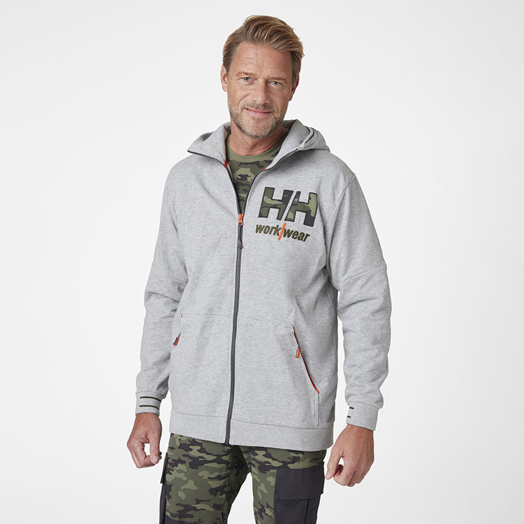 helly-hansen-79243-931-onbody-1 helly-hansen-79243-931-onbody-1