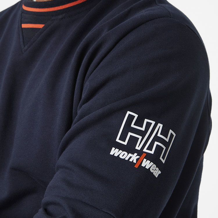 helly-hansen-79245-590-feature-1 helly-hansen-79245-590-feature-1