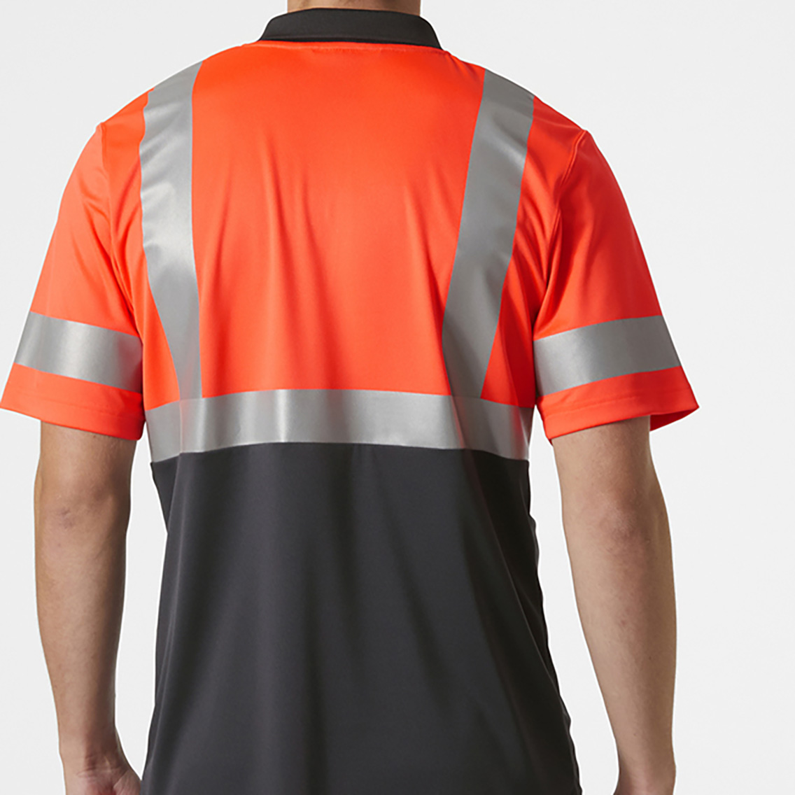 helly-hansen-79253-addvis-polo-class-1-169-onbody-2 helly-hansen-79253-addvis-polo-class-1-169-onbody-2