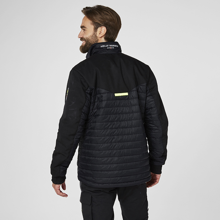 helly-hansen-hh-73251-990-onbody-2 helly-hansen-hh-73251-990-onbody-2